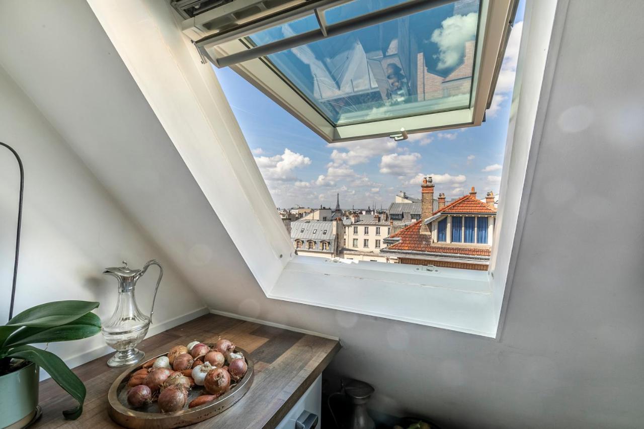 Paris Centre Dernier Etage Vue Ascenseur Apartment Exterior photo